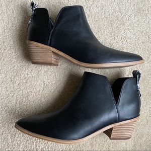 🍁NEW Nine West Shia Women's Ankle Booties